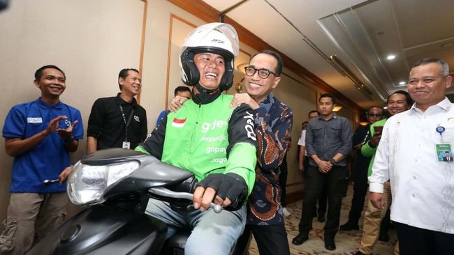 Pemerintah Janji Bakal Kasih Harga BBM Khusus untuk Ojol
